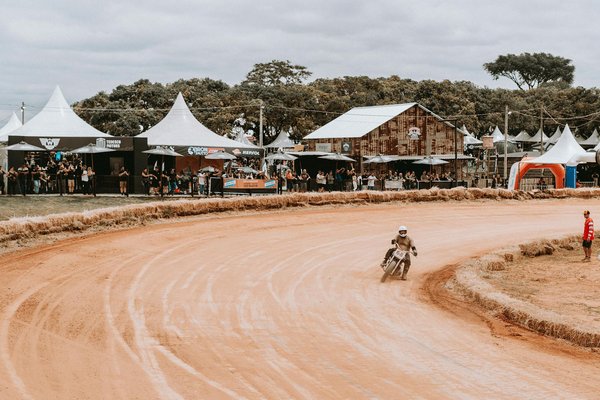 Télécharger un minibus : les erreurs à éviter
